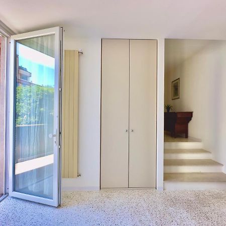 Minimal Apartment Navigli Milano Esterno foto