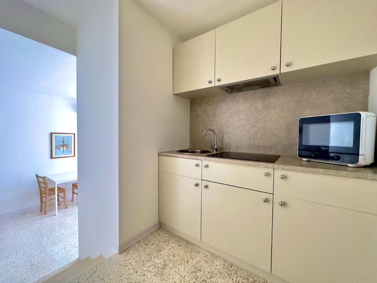 Minimal Apartment Navigli Milano Esterno foto